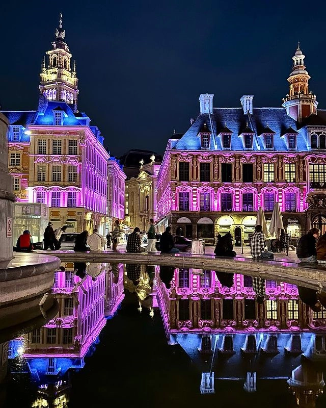 Lille illuminée pour Octobre Rose 2022